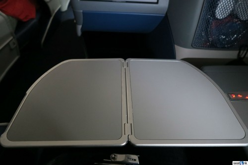 Delta 767-300 traytable