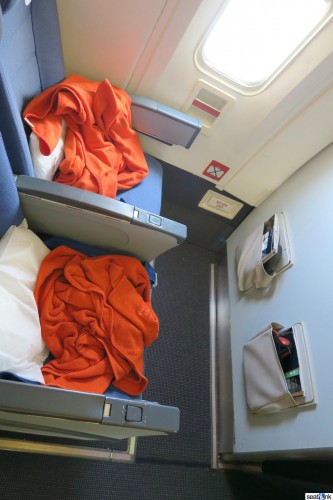 LAN-LATAM-767-300-Economy-09