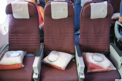 LAN-LATAM-787-800-Economy-05