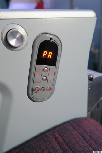 LAN-LATAM-787-800-Economy-08