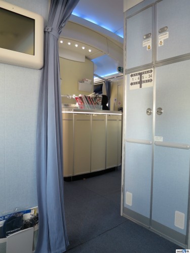 ANA-787-800-Regional-Business-Class-05