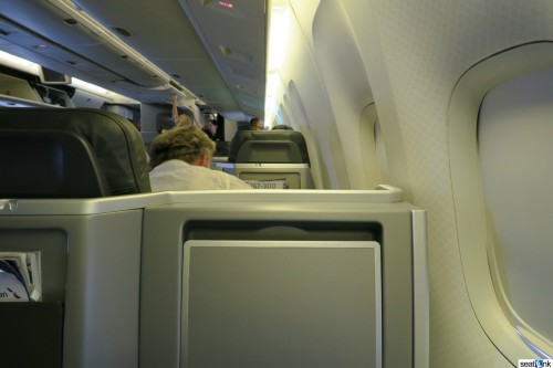 American-Airlines-767-300-Business-Class-011