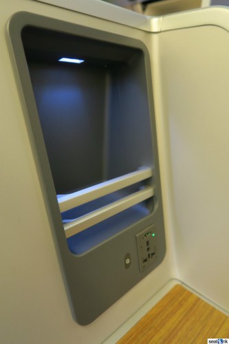 American-Airlines-767-300-Business-Class-016