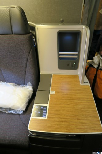American-Airlines-767-300-Business-Class-018