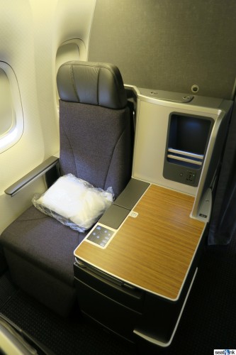 American-Airlines-767-300-Business-Class-019