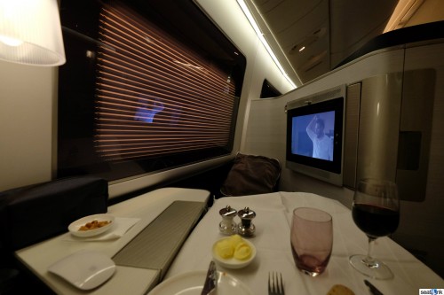 British-Airways-777-First-Class-04