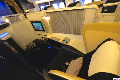 British-Airways-777-First-Class-22