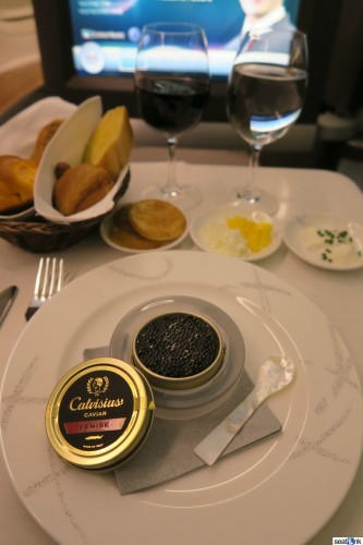 Cathay-Pacific-First-Class-04