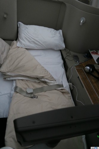Cathay-Pacific-First-Class-1A-03