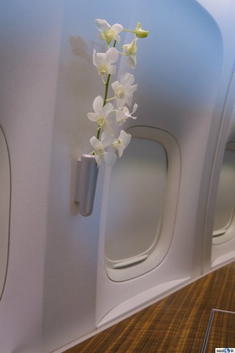 Cathay-Pacific-First-Class-1A-08