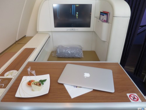 Thai-Airways-A380-First-Class-HKG-BKK-10