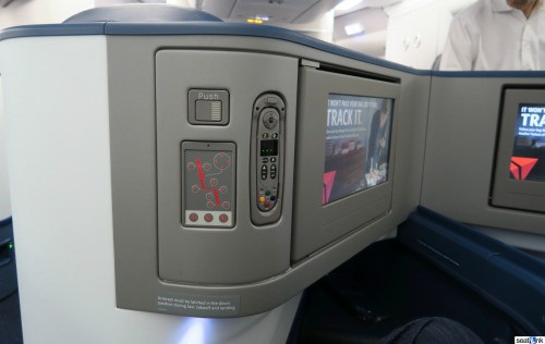 Delta-A330-200-Business-Class-PEK-SEA-20