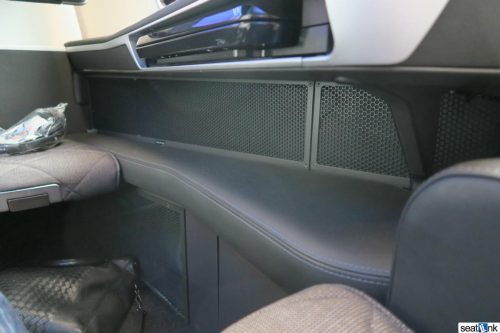 You can see here how you get more room for sleeping compared to the old BA first class seats