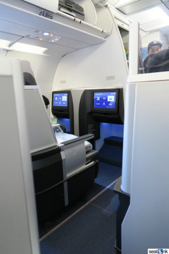Notice the extra footspace for the 2-2 seats at the bulkhead for Mint first row