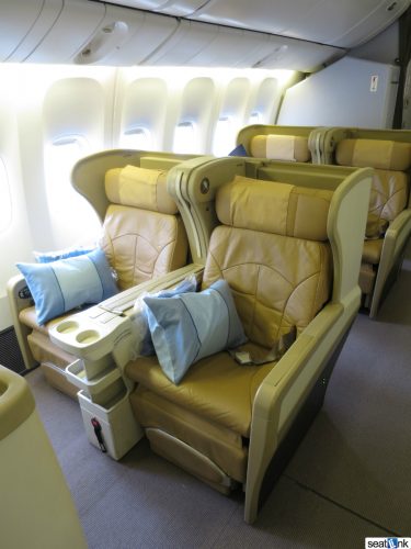 singapore-777-200-business-class-review-06