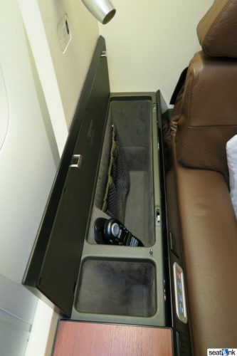 Japan Airlines First Class Review 777-300ER 16