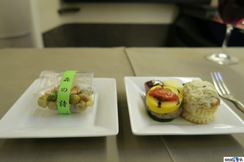 Japan Airlines First Class Review 777-300ER 20