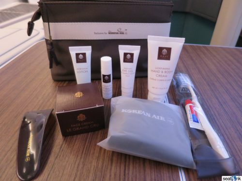 Korean Air A380 First Class Review 32