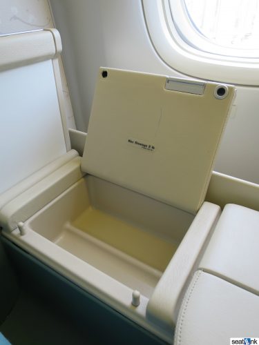Korean Air Old First Class Review 777-300ER 05