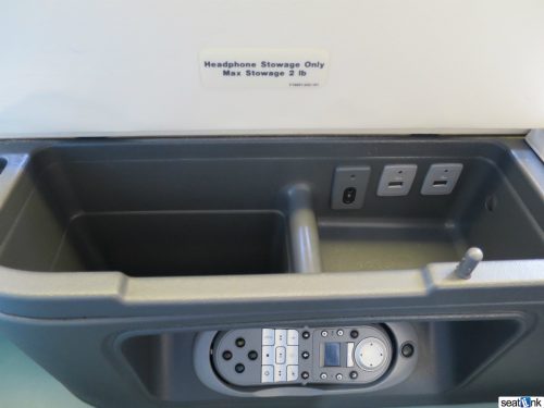 Korean Air Old First Class Review 777-300ER 06