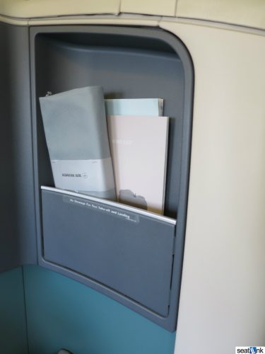 Korean Air Old First Class Review 777-300ER 08