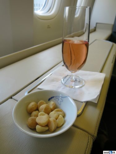 Korean Air Old First Class Review 777-300ER 11
