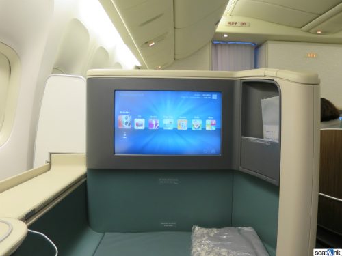 Korean Air Old First Class Review 777-300ER 14