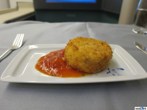 Korean Air Old First Class Review 777-300ER 15