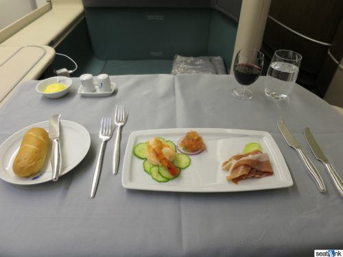 Korean Air Old First Class Review 777-300ER 17