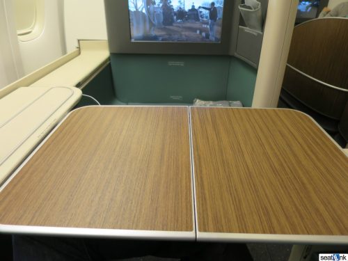 Korean Air Old First Class Review 777-300ER 21