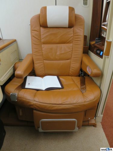 Singapore First Class Suites Review A380 14