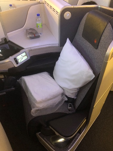 Seat 5D with pillow and duvet waiting