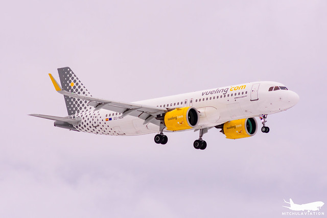 Iberia Airbus A320 32S aircraft