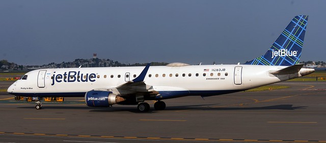JetBlue Airways Embraer 190 aircraft