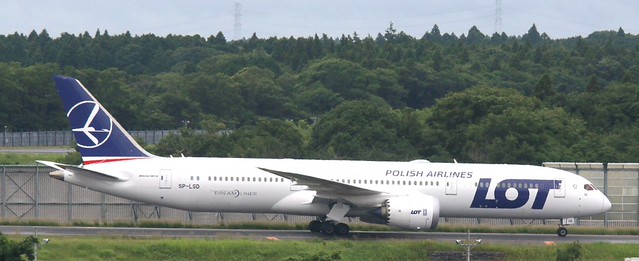LOT Polish Airlines Boeing 787 9 aircraft