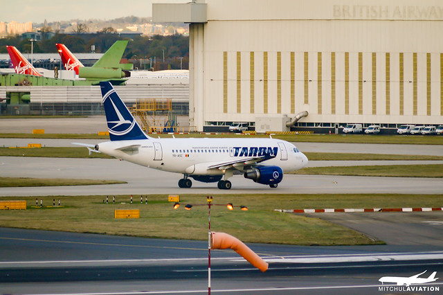 Tarom Airbus A318 aircraft