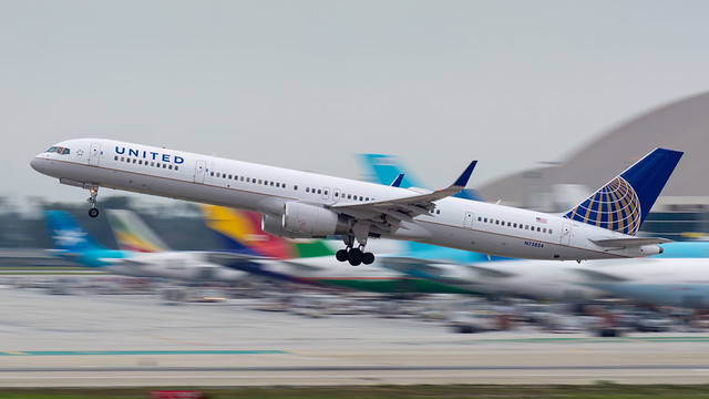 United Airlines Boeing 757 300 aircraft