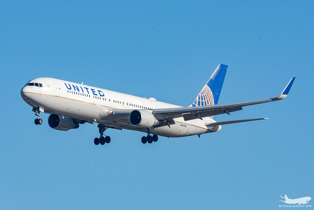United Airlines aircraft