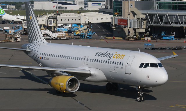 Vueling Airbus A320 aircraft