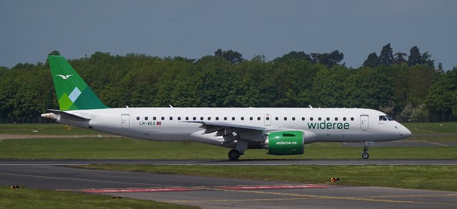 Wideroe aircraft