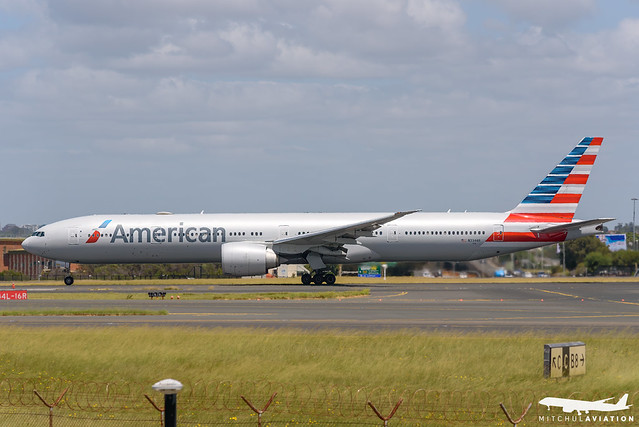 American Airlines Boeing 777 200 200er Bea BEA With Premium Economy aircraft