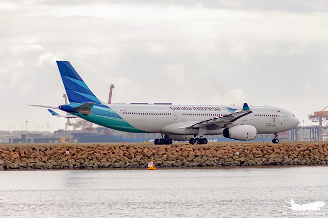 Ruili Airlines aircraft
