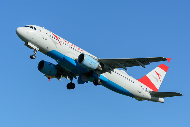 Austrian Airlines Airbus A320 aircraft