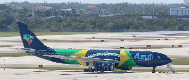Azul aircraft