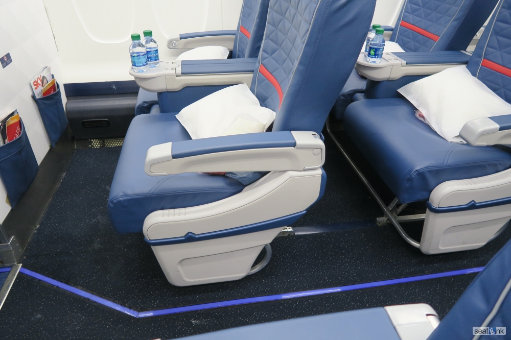 Traveler photo, seat 1C