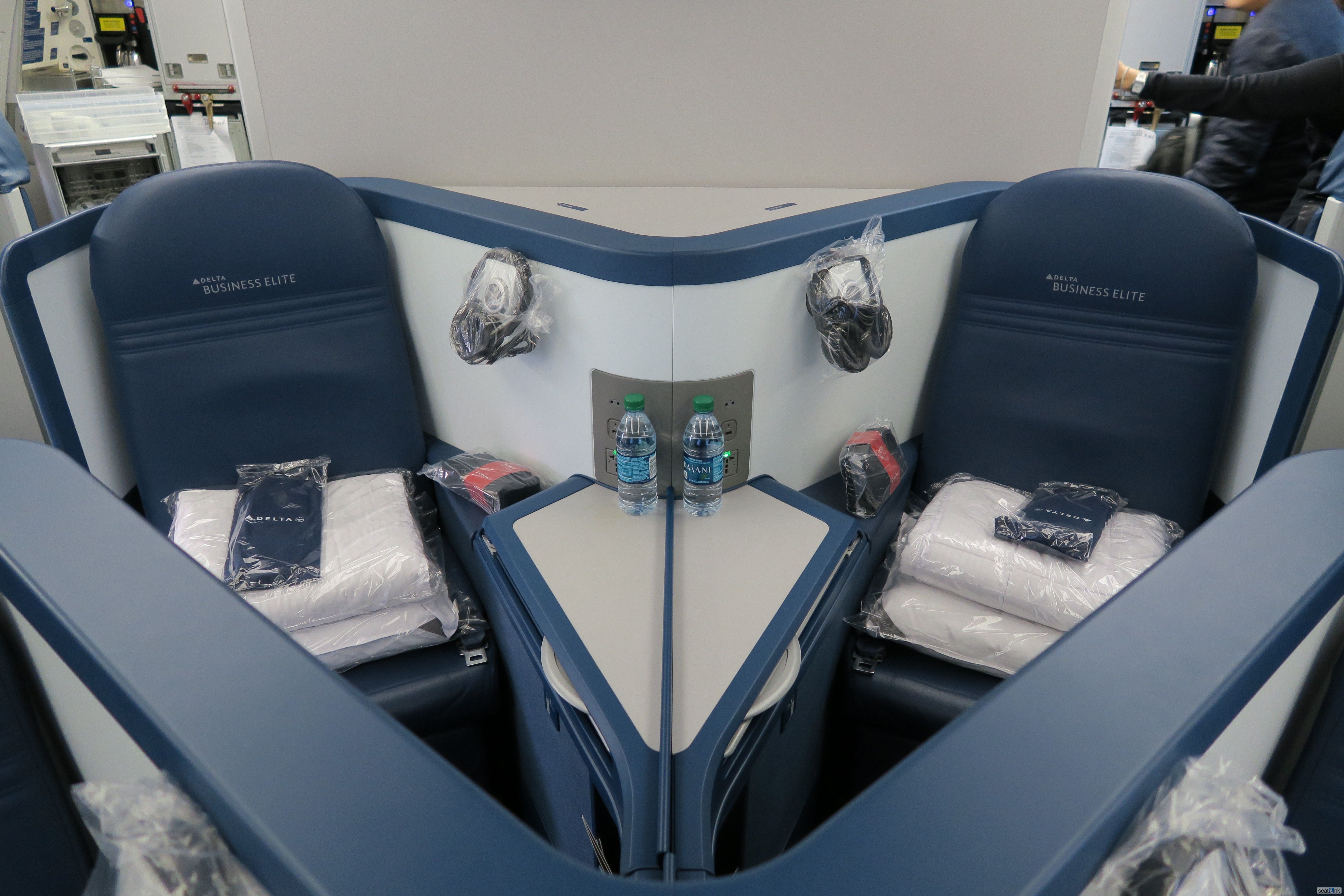 Traveler photo, seat 6G