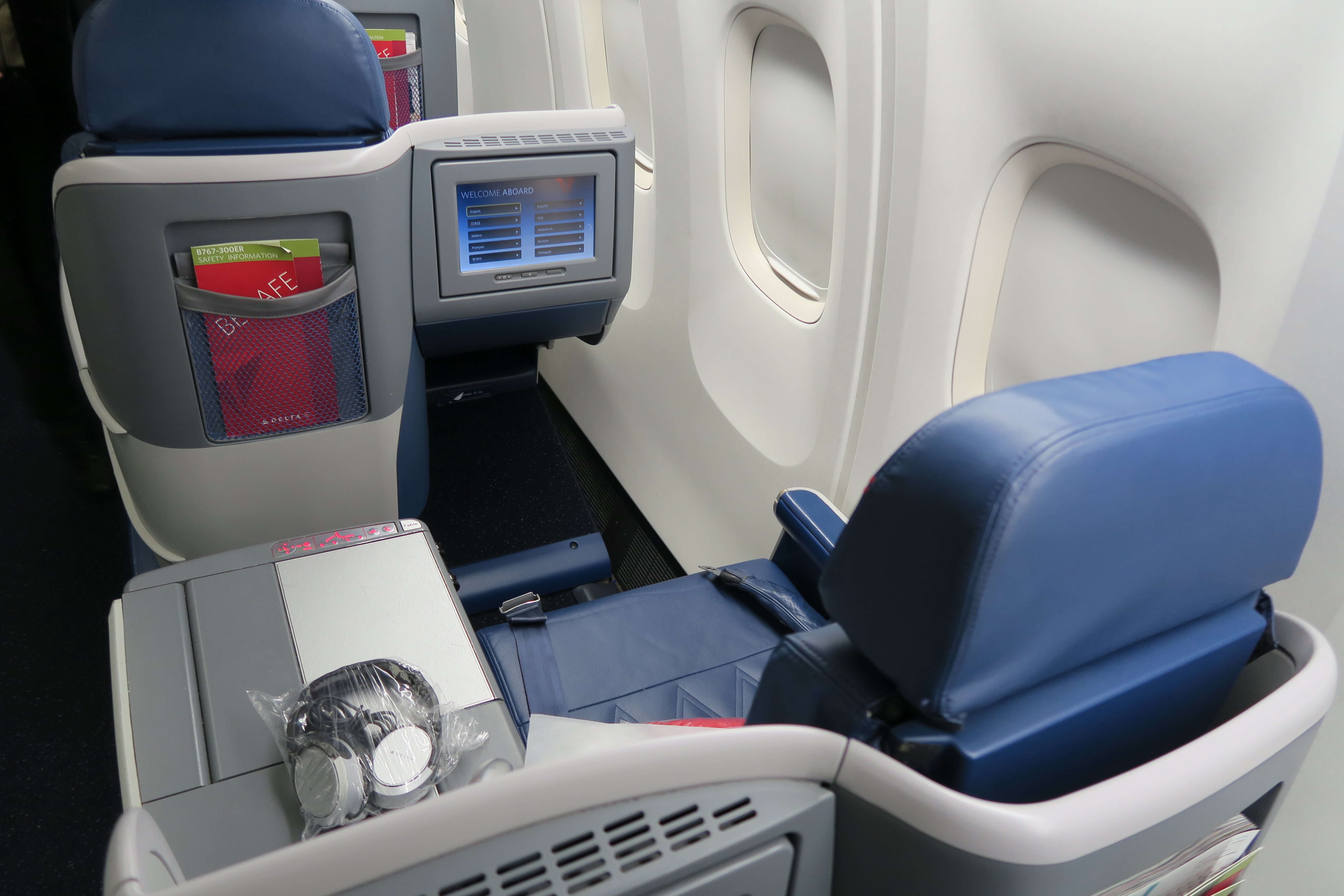 Traveler photo, seat 5D