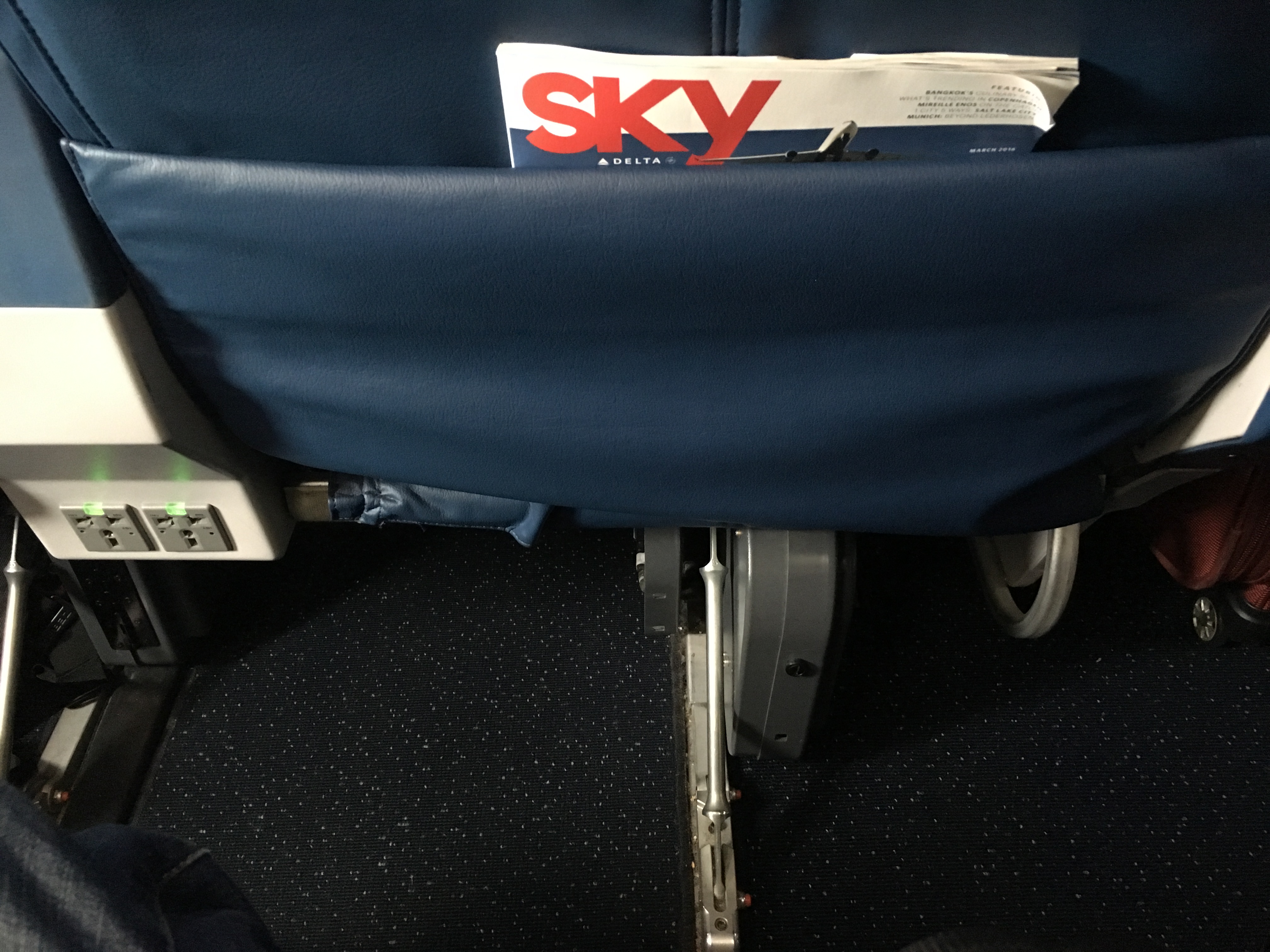 Traveler photo, seat 2B